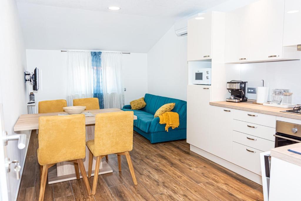 App Roko 3 Apartman Poreč Kültér fotó