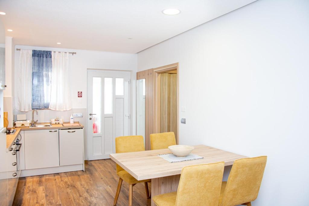 App Roko 3 Apartman Poreč Kültér fotó